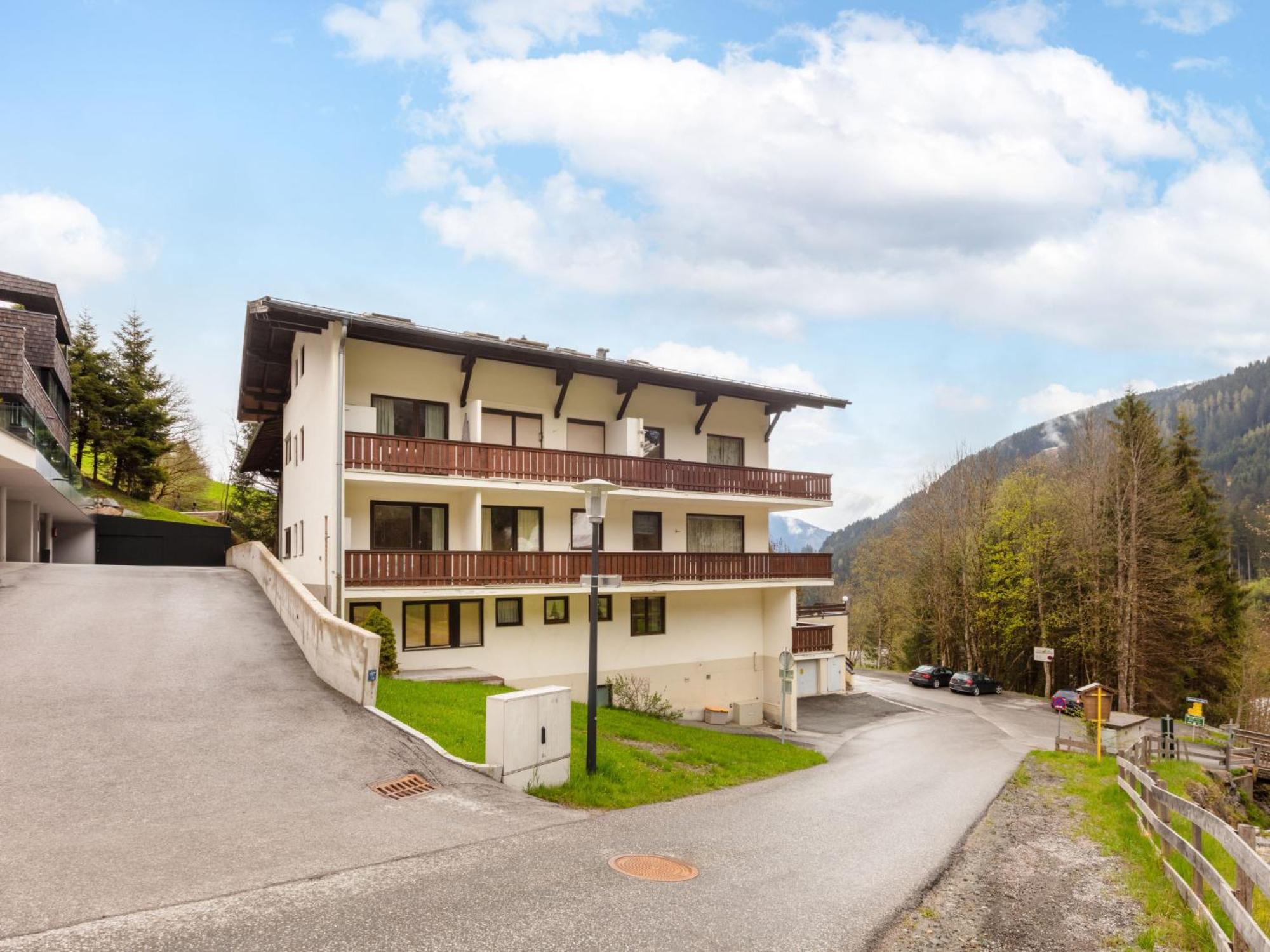 Schihuette By Interhome Zell am See