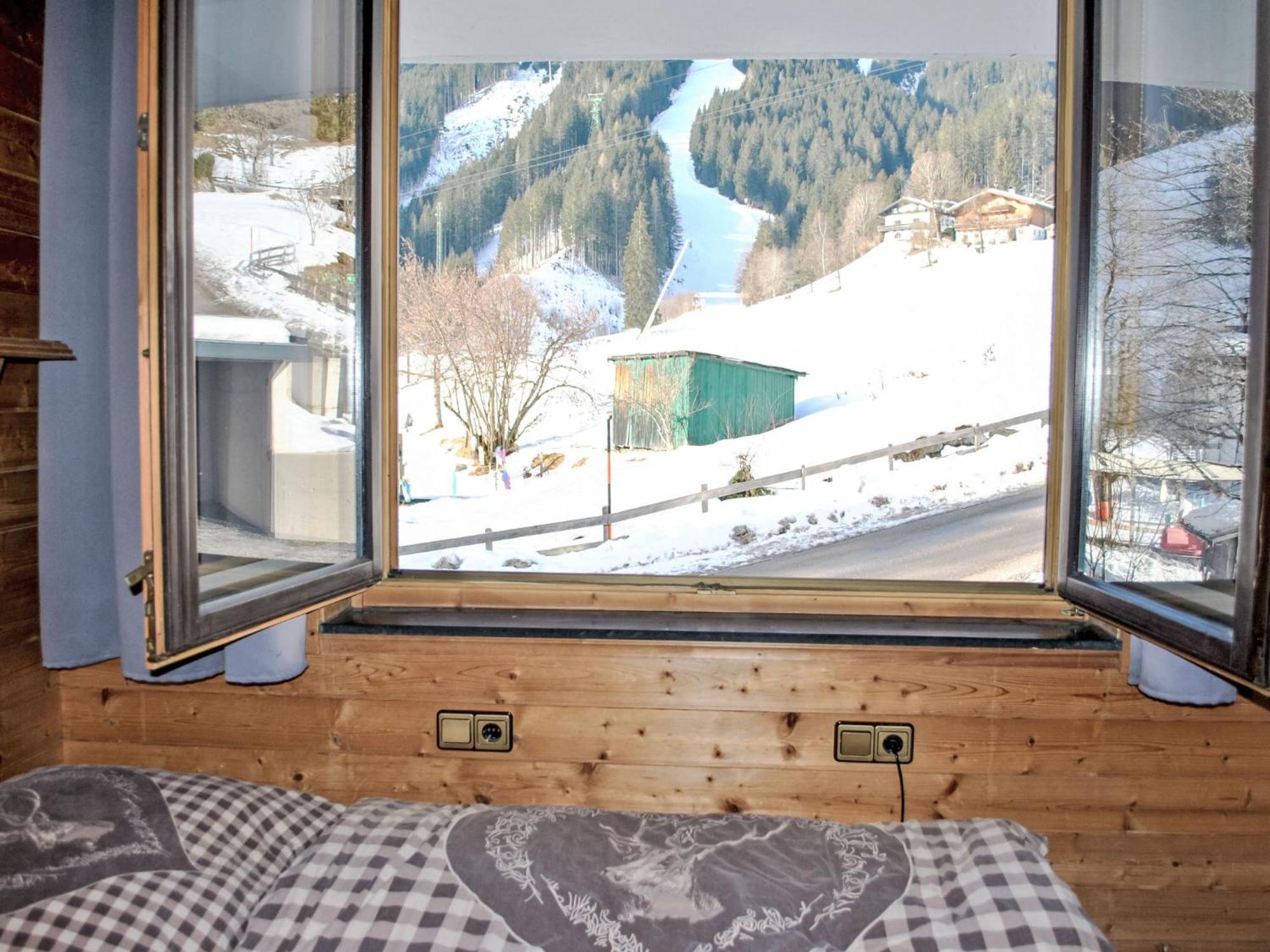 Appartement Schihuette By Interhome Zell am See